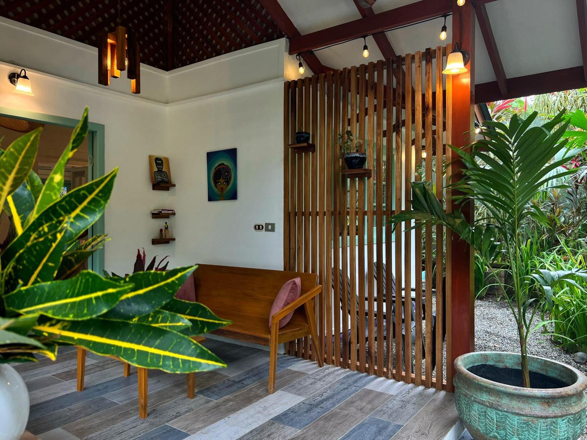 Geckoes Lodge Cocles Exteriör bild