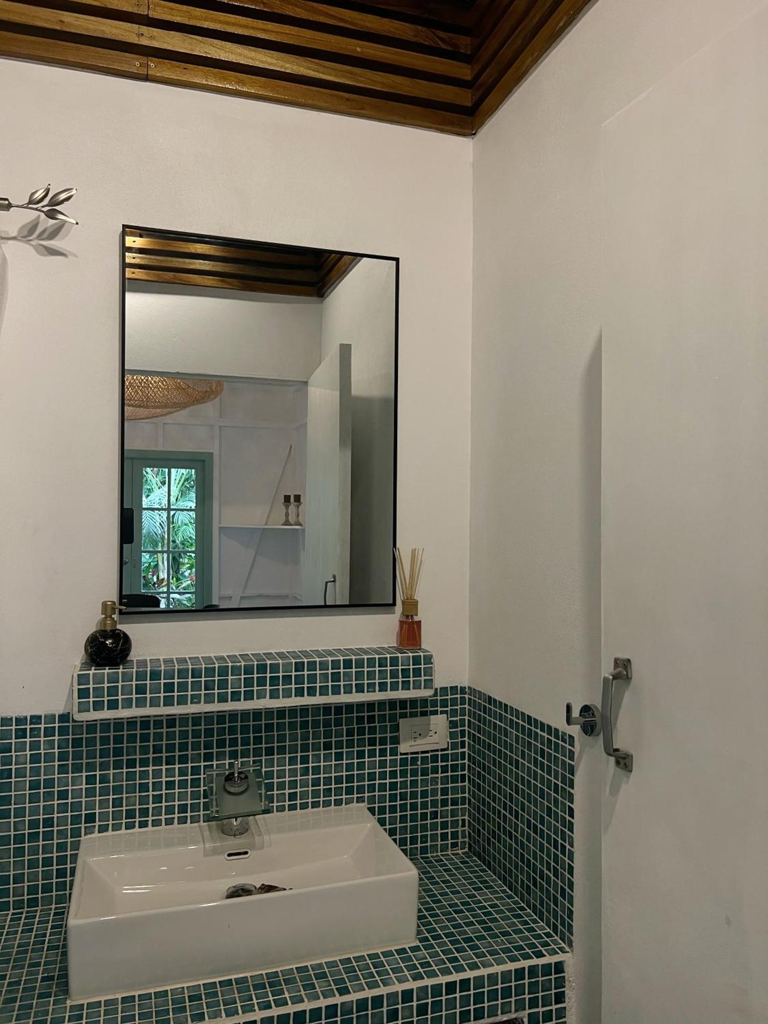 Geckoes Lodge Cocles Rum bild